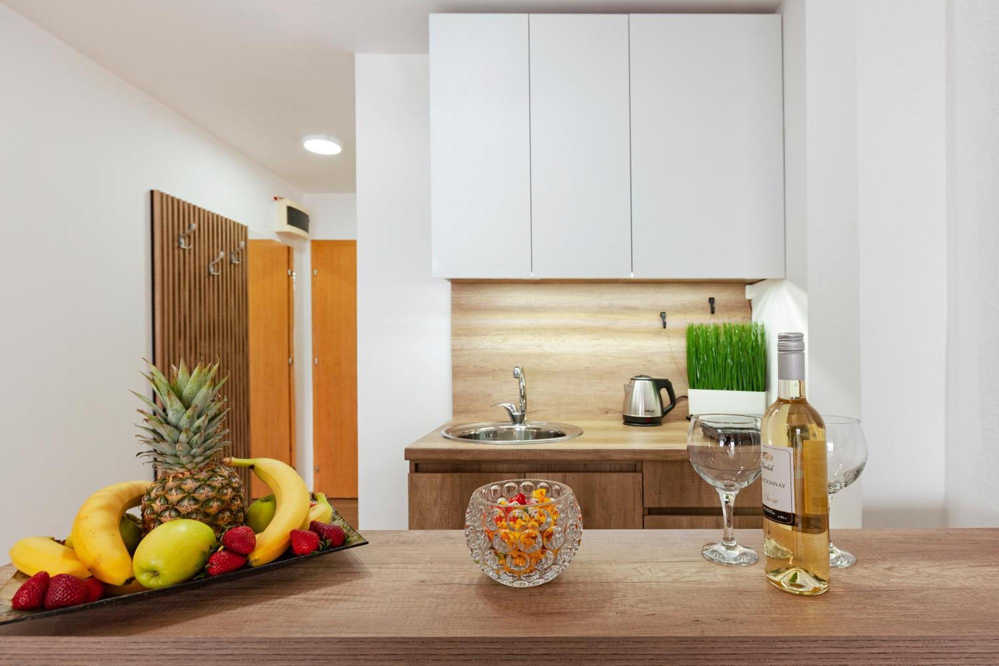 Pearl'S Apartments โอครีด ภายนอก รูปภาพ